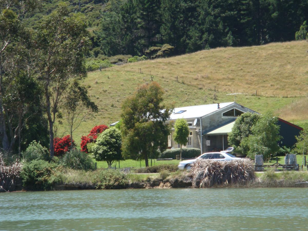 Woolshed Bed & Breakfast Takaka Exterior photo